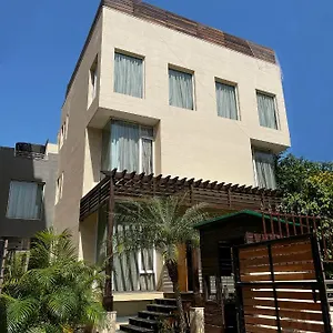 Crs Guest house